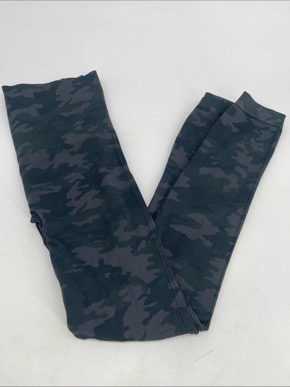 SPANX Women’s Camo Print Leggings Size Medium
